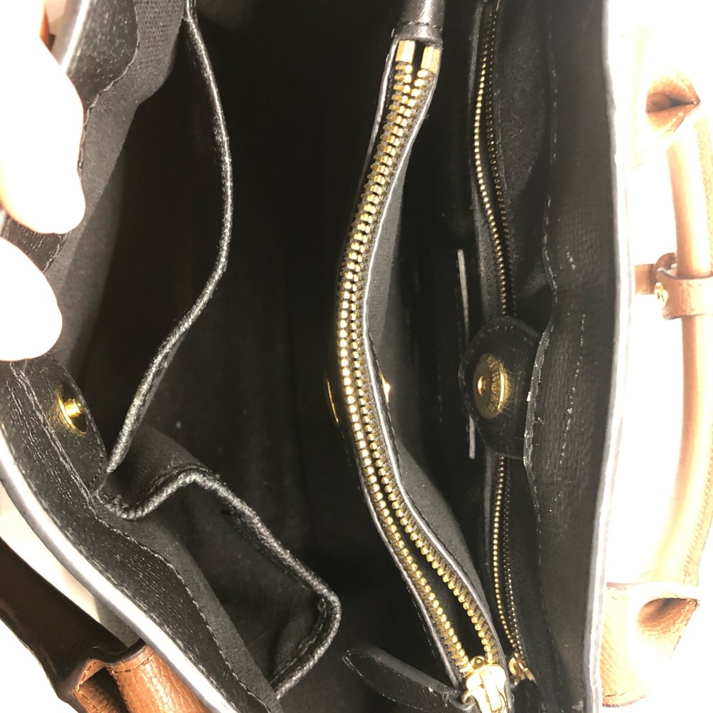 Burberry Medium Banner Tote Black and Brown Leather - Picture 7 of 11